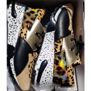 Womens sz 11 Steven Madden Cliff Sneakers